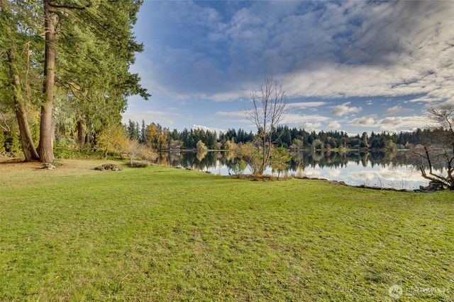 16051 SE 16th Street, Bellevue, WA 98008