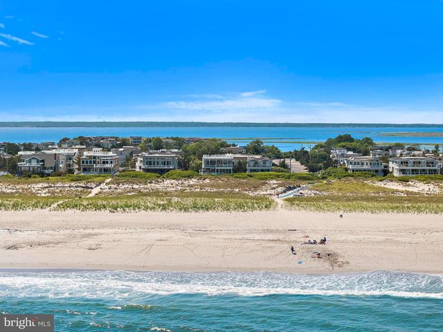 11 E 30TH ST, Barnegat Light, NJ 08006