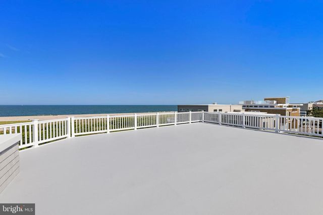 11 E 30TH ST, Barnegat Light, NJ 08006