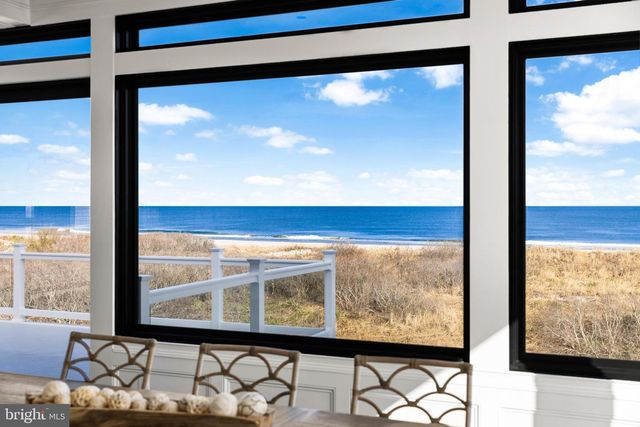 11 E 30TH ST, Barnegat Light, NJ 08006
