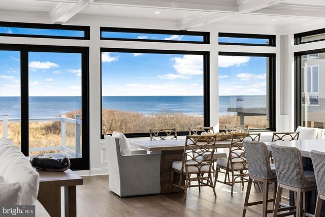 11 E 30TH ST, Barnegat Light, NJ 08006