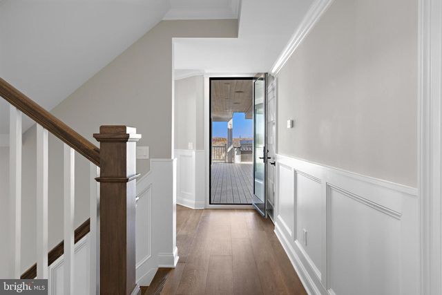 11 E 30TH ST, Barnegat Light, NJ 08006
