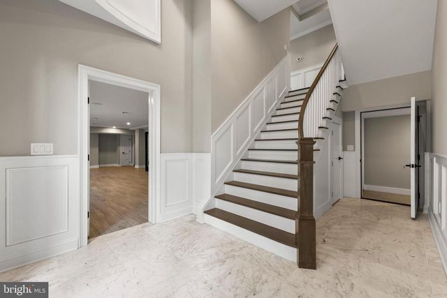 11 E 30TH ST, Barnegat Light, NJ 08006