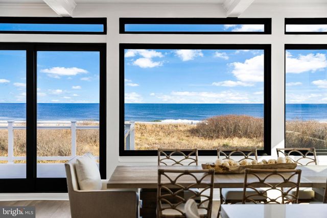 11 E 30TH ST, Barnegat Light, NJ 08006