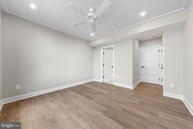 11 E 30TH ST, Barnegat Light, NJ 08006