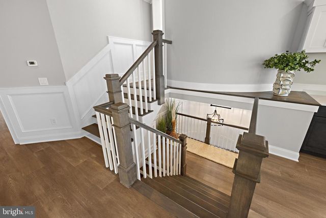 11 E 30TH ST, Barnegat Light, NJ 08006