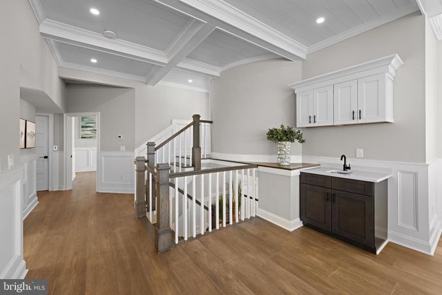 11 E 30TH ST, Barnegat Light, NJ 08006