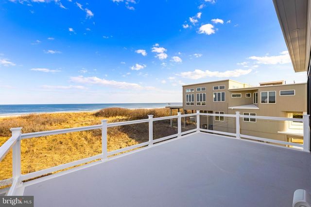 11 E 30TH ST, Barnegat Light, NJ 08006