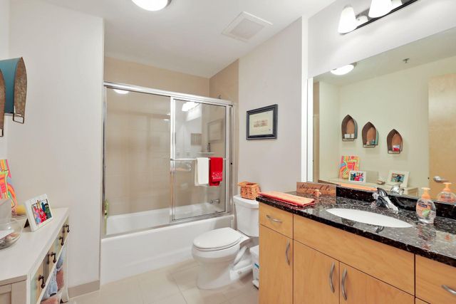 1120 S 2nd Street 1009, Minneapolis, MN 55415