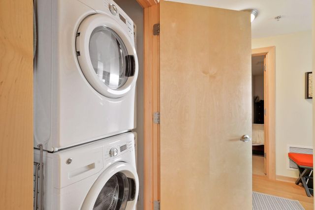 1120 S 2nd Street 1009, Minneapolis, MN 55415