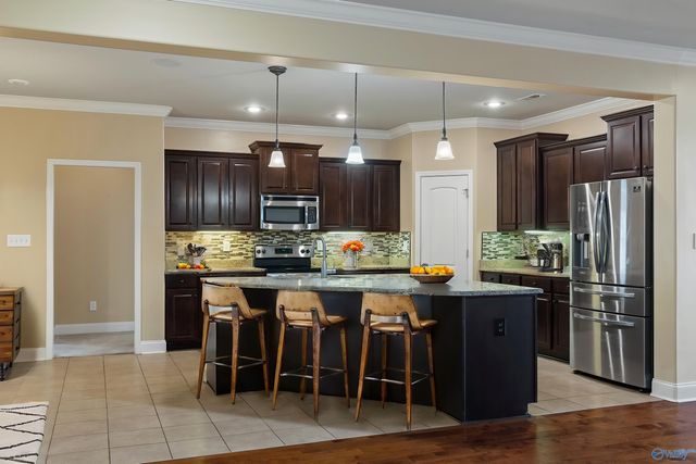 297 Northlake Drive, Meridianville, AL 35759