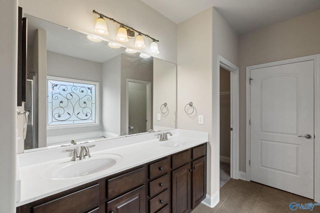 297 Northlake Drive, Meridianville, AL 35759