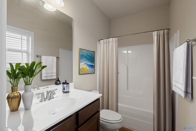 297 Northlake Drive, Meridianville, AL 35759