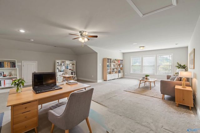 297 Northlake Drive, Meridianville, AL 35759