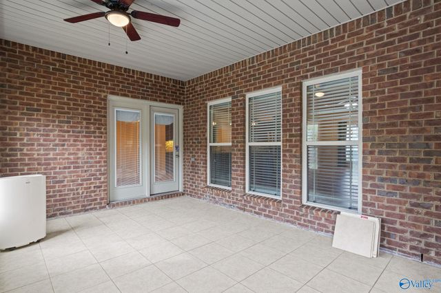 297 Northlake Drive, Meridianville, AL 35759