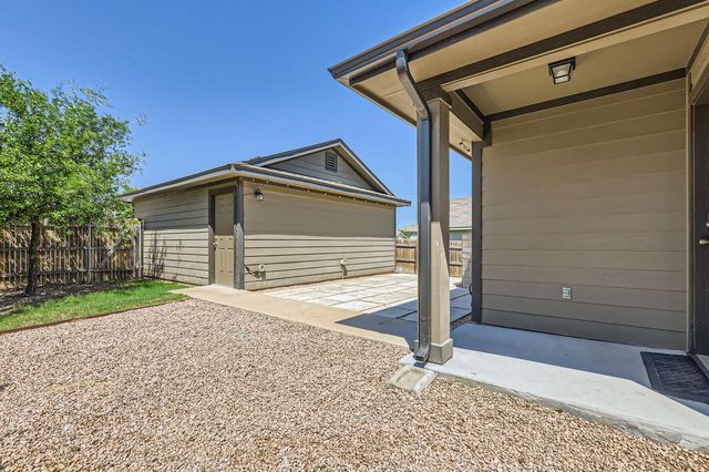 2108 Langdale LN, Austin, TX 78754