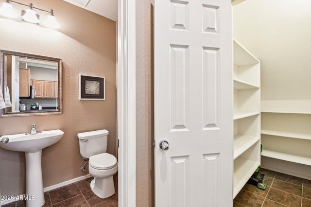 42424 N Gavilan Peak Parkway 33104, Anthem, AZ 85086