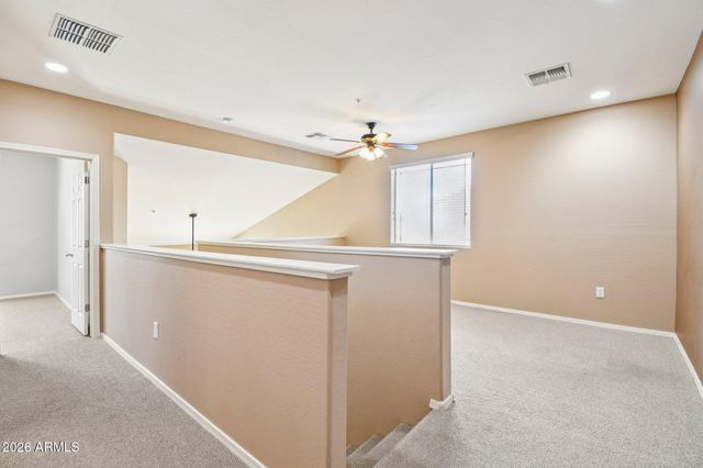 42424 N Gavilan Peak Parkway 33104, Anthem, AZ 85086