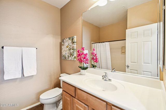 42424 N Gavilan Peak Parkway 33104, Anthem, AZ 85086