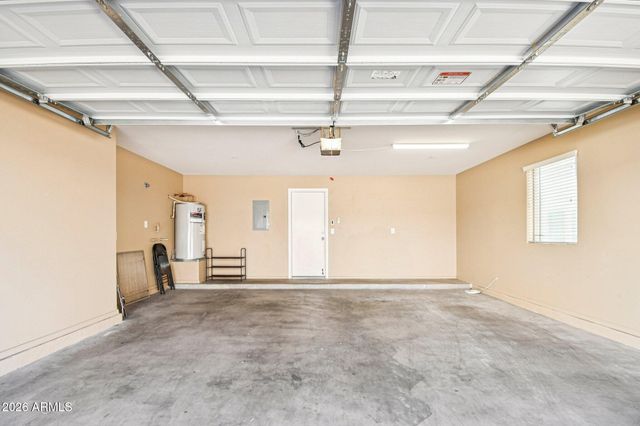 42424 N Gavilan Peak Parkway 33104, Anthem, AZ 85086