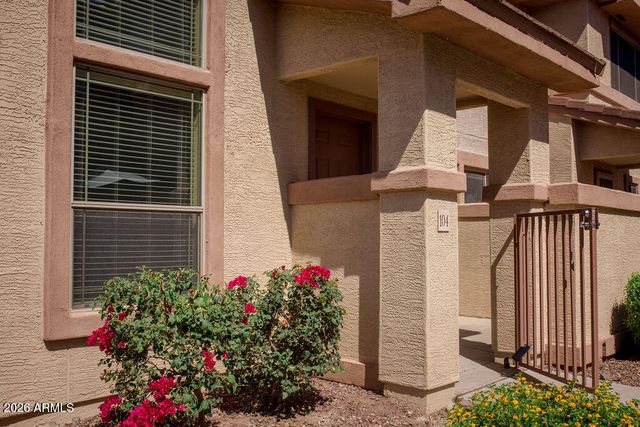 42424 N Gavilan Peak Parkway 33104, Anthem, AZ 85086