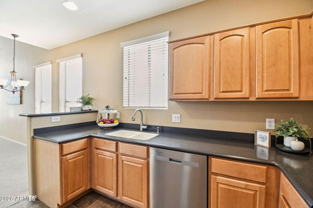 42424 N Gavilan Peak Parkway 33104, Anthem, AZ 85086