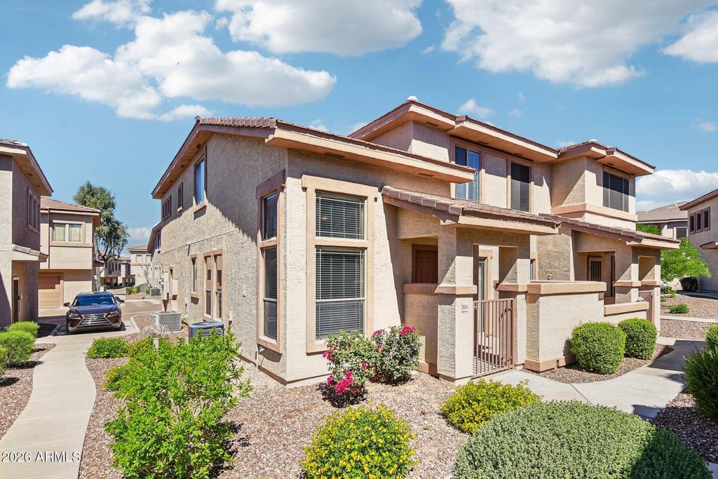42424 N Gavilan Peak Parkway 33104, Anthem, AZ 85086
