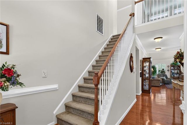 115 Heritage Hill Drive, Jamestown, NC 27282