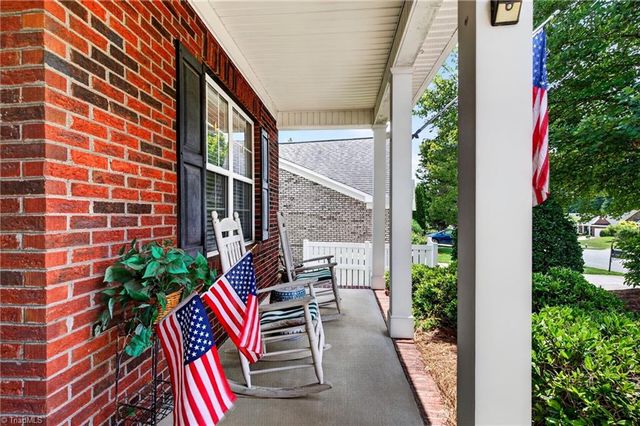115 Heritage Hill Drive, Jamestown, NC 27282