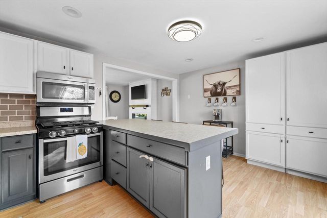 5205 66th PLACE, Kenosha, WI 53142