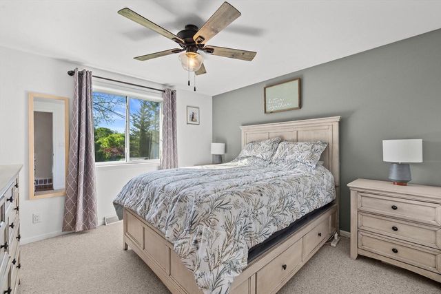 5205 66th PLACE, Kenosha, WI 53142