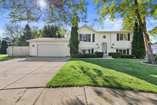 5205 66th PLACE, Kenosha, WI 53142