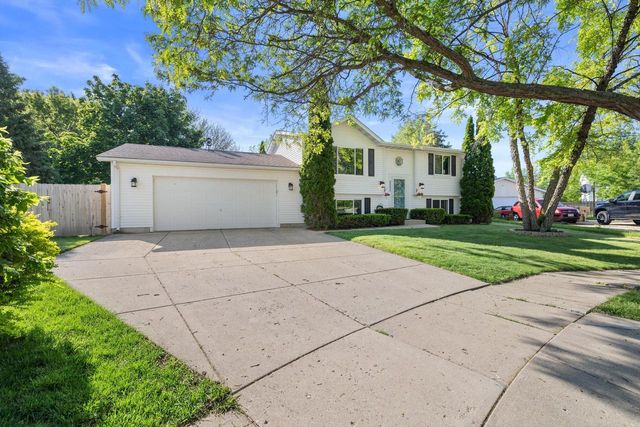 5205 66th PLACE, Kenosha, WI 53142