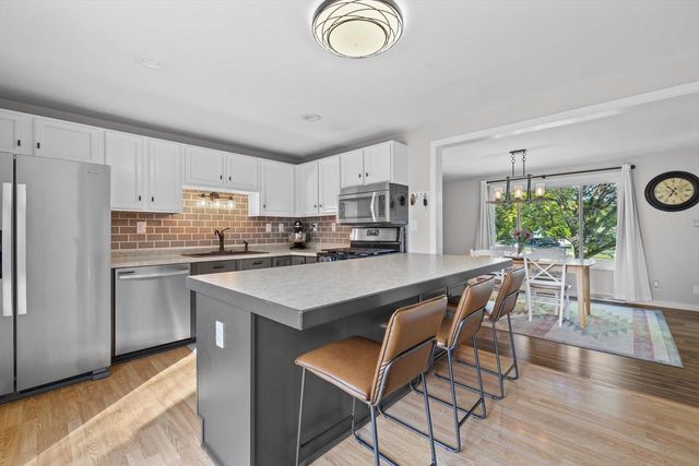 5205 66th PLACE, Kenosha, WI 53142