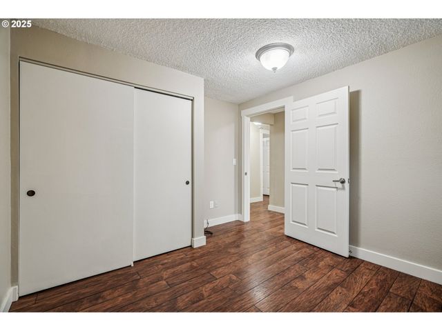 5017 Se 45TH Ave, Portland, OR 97206