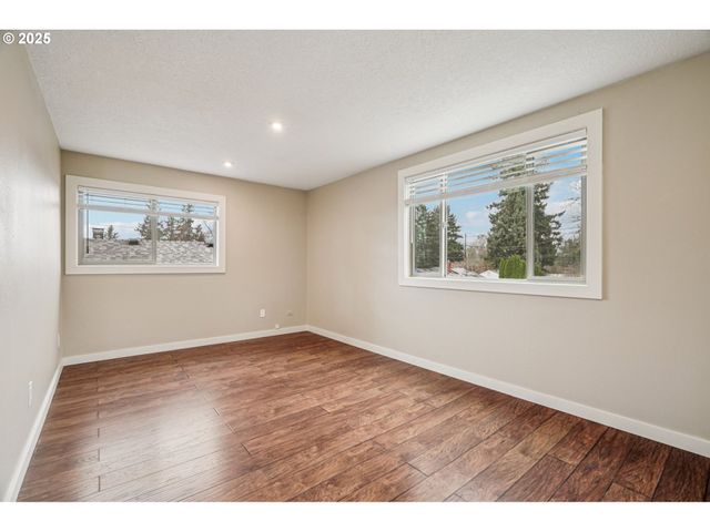 5017 Se 45TH Ave, Portland, OR 97206