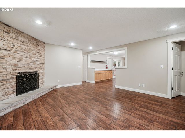 5017 Se 45TH Ave, Portland, OR 97206