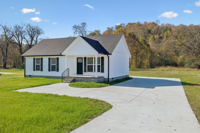 1578 Big Dry Creek Road, Pulaski, TN 38478