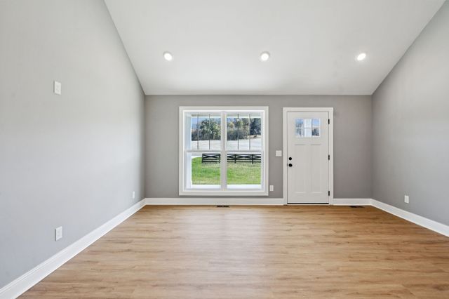 1578 Big Dry Creek Road, Pulaski, TN 38478