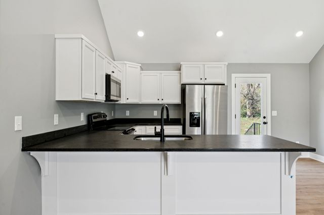 1578 Big Dry Creek Road, Pulaski, TN 38478