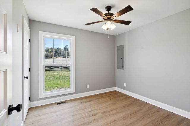 1578 Big Dry Creek Road, Pulaski, TN 38478