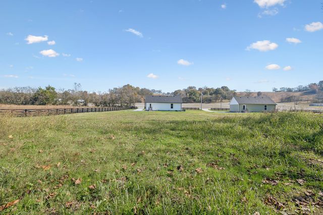 1578 Big Dry Creek Road, Pulaski, TN 38478