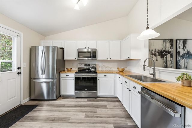 1306 Laurel Court, Longmont, CO 80504