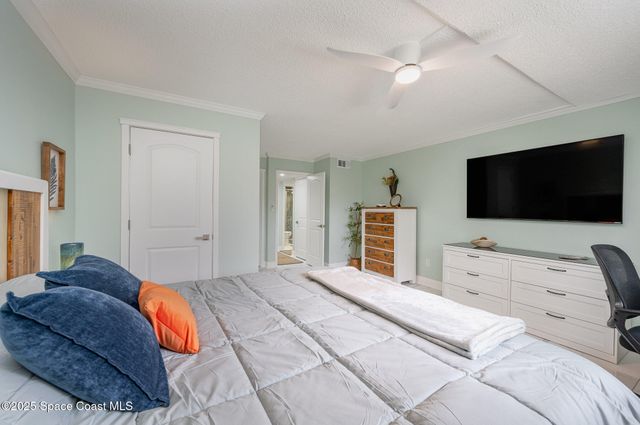 7101 Ridgewood Avenue 102, Cape Canaveral, FL 32920