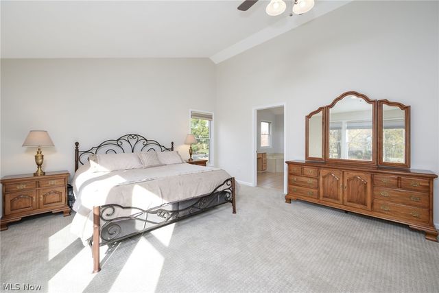 3163 Darien Lane, Twinsburg, OH 44087