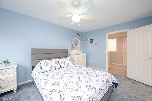 3163 Darien Lane, Twinsburg, OH 44087