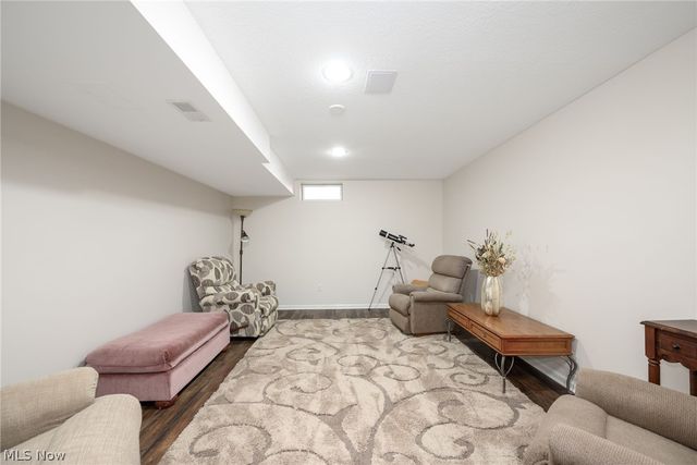 3163 Darien Lane, Twinsburg, OH 44087