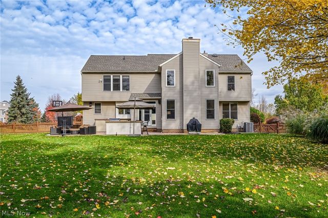 3163 Darien Lane, Twinsburg, OH 44087