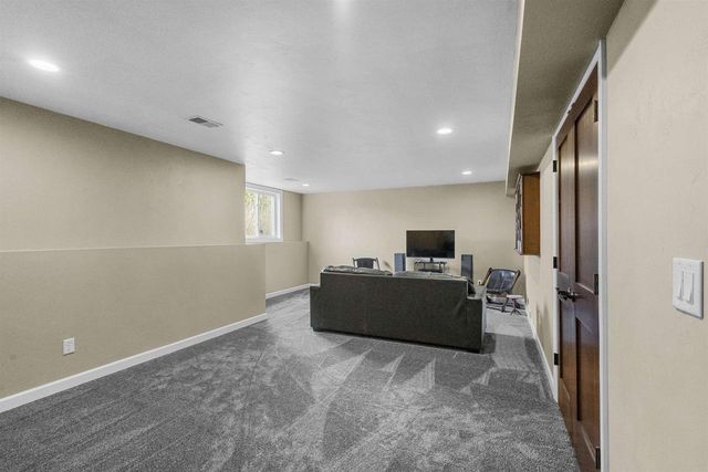 W5706 MASE COURT, Appleton, WI 54915