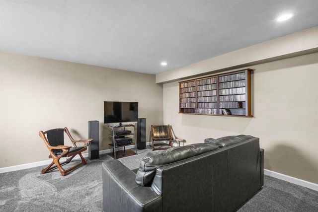 W5706 MASE COURT, Appleton, WI 54915